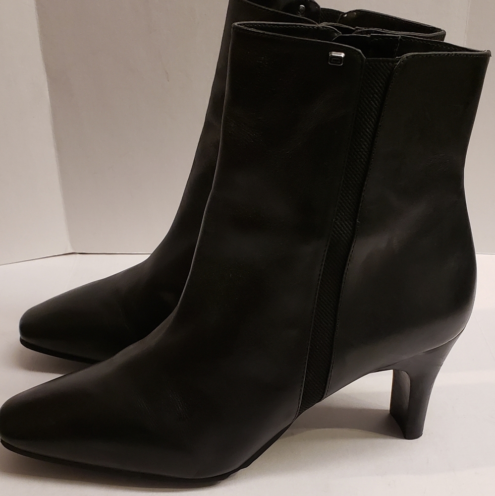 Bandolino Booties